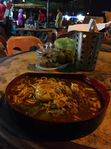 Kedai Mee Bandung Teloq Pecah Dalam