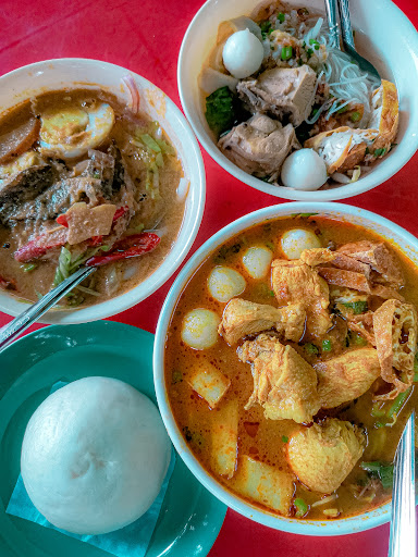 Mee Kari Pokok Manggis