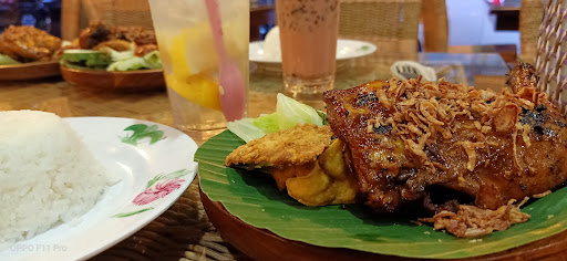 Restoran Ayam Penyet Ria Labuan
