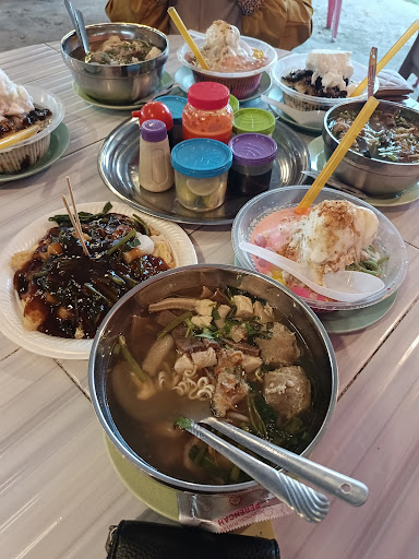 PESMIEY KING'S MEE CELUP