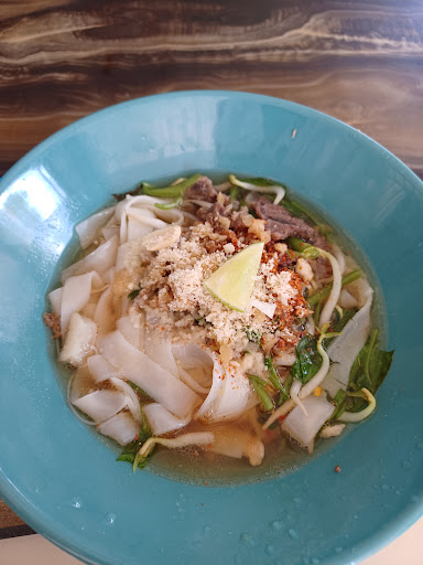 Nasi kukus ayam berempah