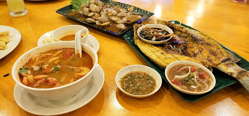Man & Milah Medan Selera Ikan Bakar