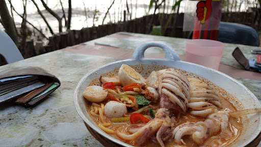 D'Perapi Tebengau